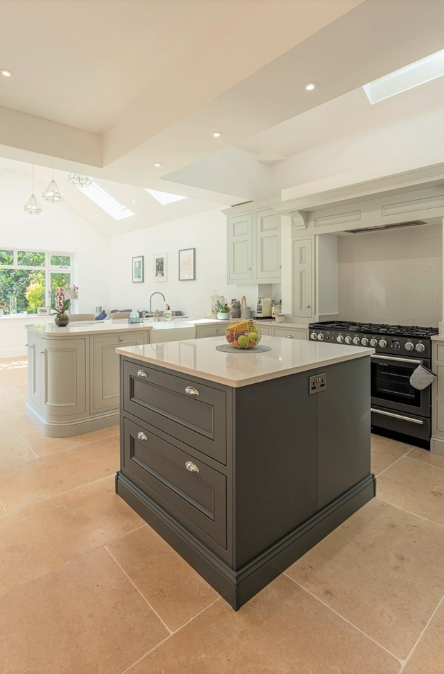 Half Pencil Kitchen | Scalloped Kitchens | Kitchen Worktops