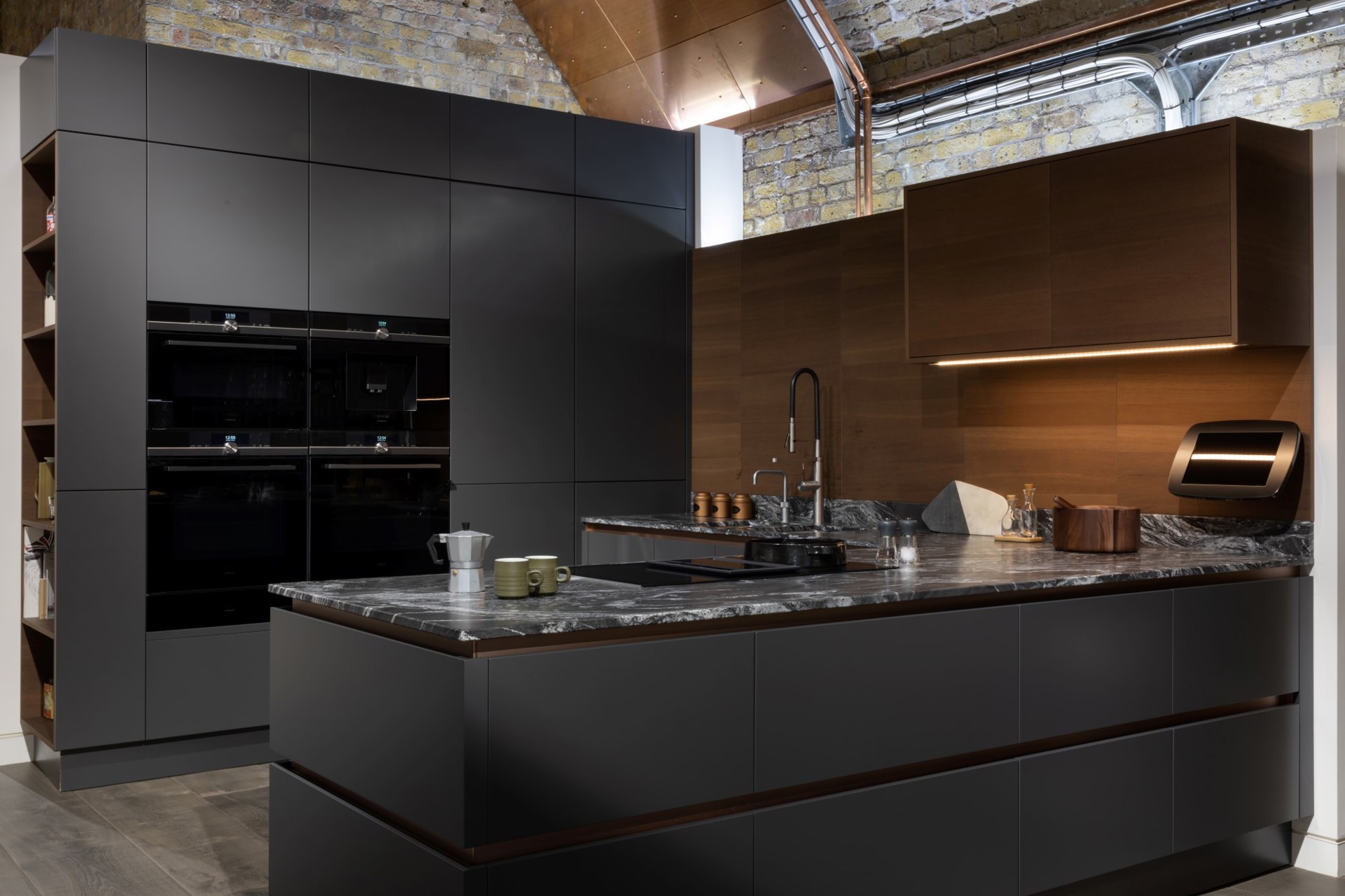 EXPERIENCE LONDON’S MOST INTERACTIVE LUXURY KITCHEN SHOWROOM