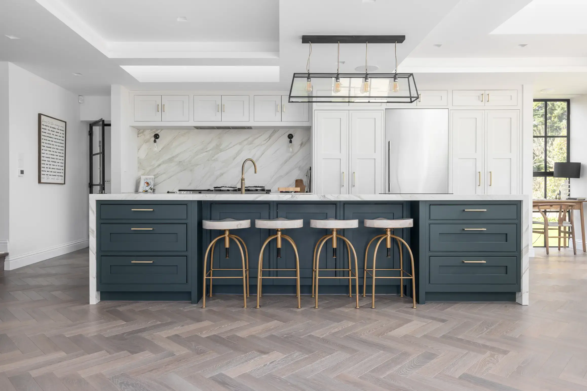 1909 Ovolo, Bespoke 
