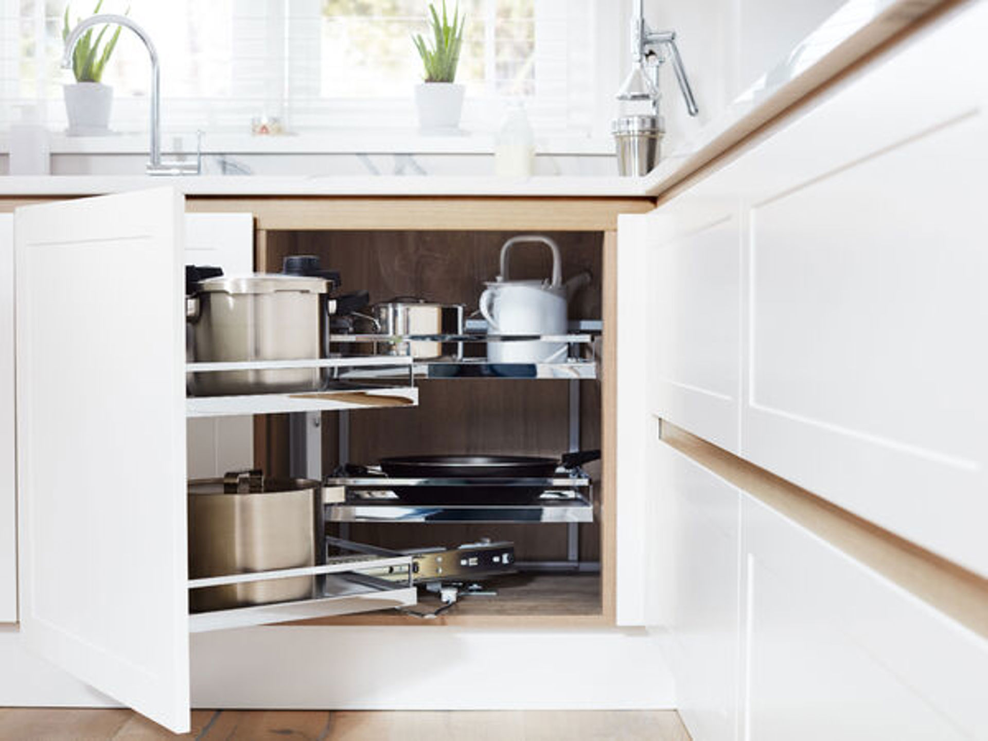 Two Space-Saving Solutions for the Compact Kitchen - Azure