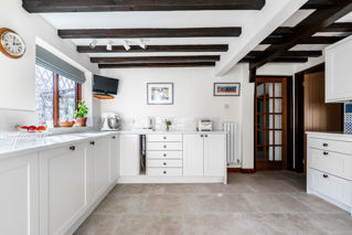 Hunton Porcelain